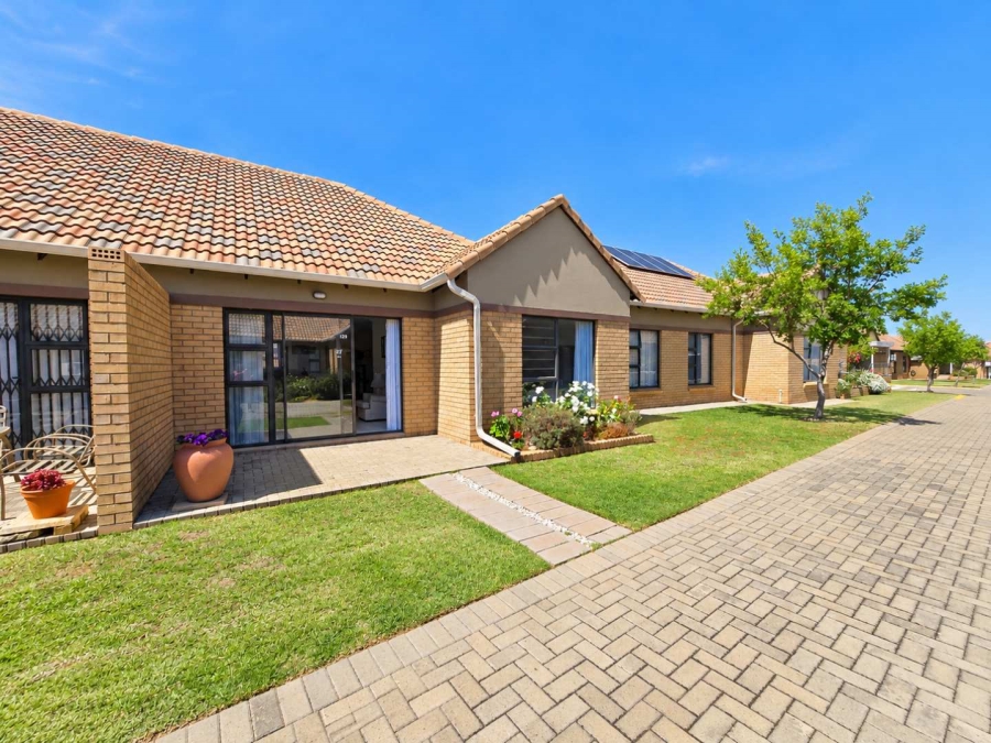 2 Bedroom Property for Sale in Helicon Heights Free State